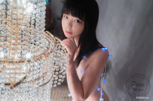 Vol.197 - Kissme Lighting Girl